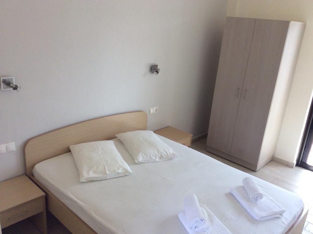 Elena Rooms Plakias Rum bild